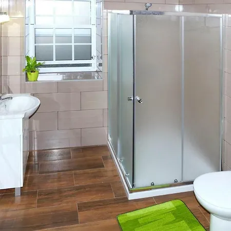 בית נופש Holiday Homes Bacchus Santa Luzia - Pdl02023-fyb *